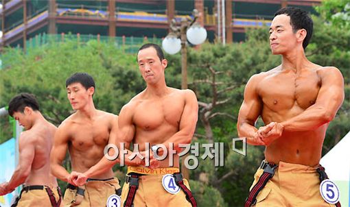 [포토] 시민의 생명 구하는 근육들