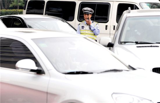 중국의 교통상황은 워낙 악명이 높아 외국인 운전자를 찾아보기 어려울 정도다.ⓒ연합
