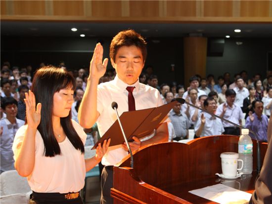 공직자에게 청렴 빼면 무엇이 남지요...