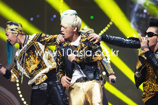 Big Bang's G-Dragon (left), Daesung (center) and Taeyang (right) [Chae Ki-won/10Asia]