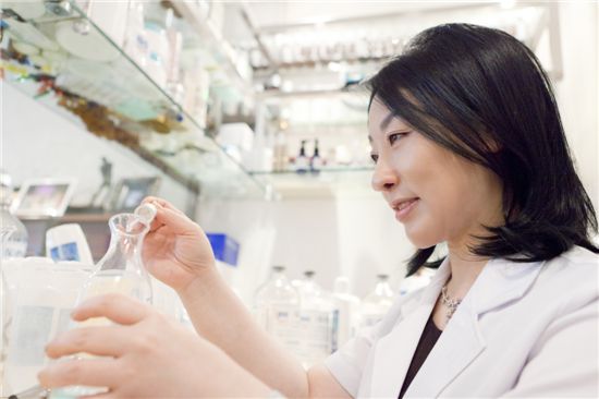 성형 전성시대…사라진 비너스와 황진이 