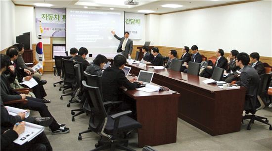 [나만의 개성 튜닝산업이 뜬다]‘합법’과 ‘불법’ 사이 모호한 경계···지경부 ‘활성화론’ 국토부 ‘규제론’ 충돌