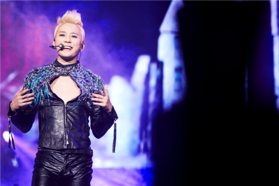 XIA's solo concert to take place in Thailand this weekend 