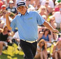 더프너, 선두 "3승 예약~"