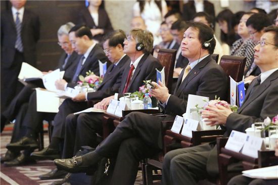 최태원 상해포럼 참가 "아시아 가치 글로벌로"