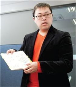 김민식 더하다디자인연구소 대표