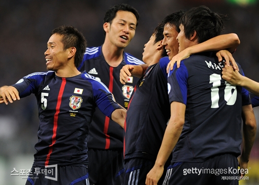 일본, WC 최종예선 1차전 오만에 3-0 완승