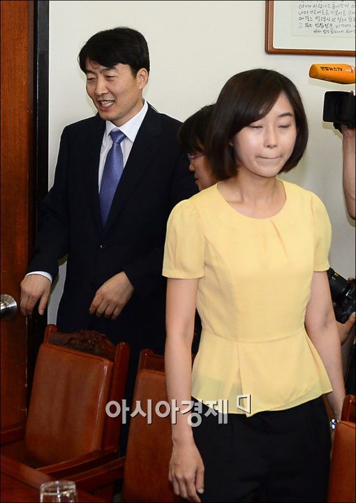 [포토] 통합진보당 의총에 참석한 김재연·이석기