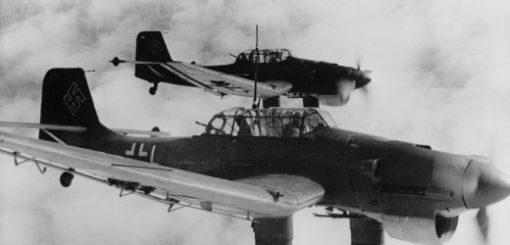 1940년 12월 작전중인 독일 급강하 폭격기 융커스 87 슈투카