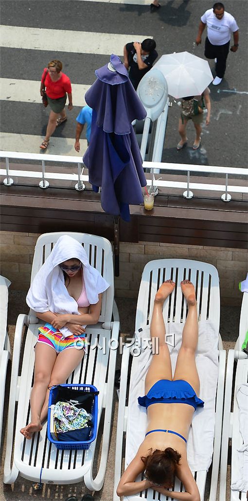 [포토] 도심서 즐기는 일광욕