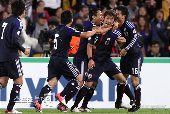 '가가와 결승골' 일본, 프랑스 1-0 격파 이변