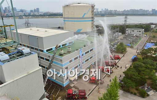 [포토] 서울시, 발전소 화재대비훈련 실시