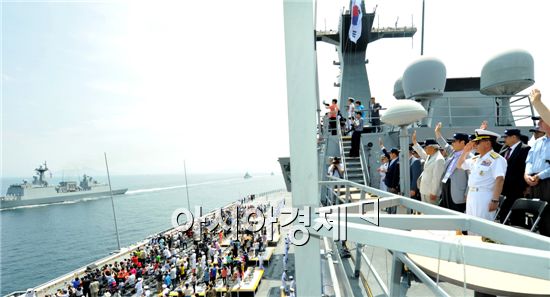 대규모 해상사열