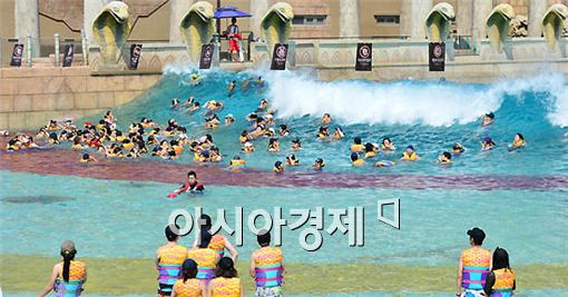 [포토] 더위엔 역시 물놀이