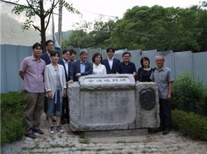 [서울스토리]① 김수영, 도봉산에 '풀'로 눕다