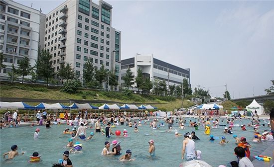 성동구 살곶이 수영장 29일 개장