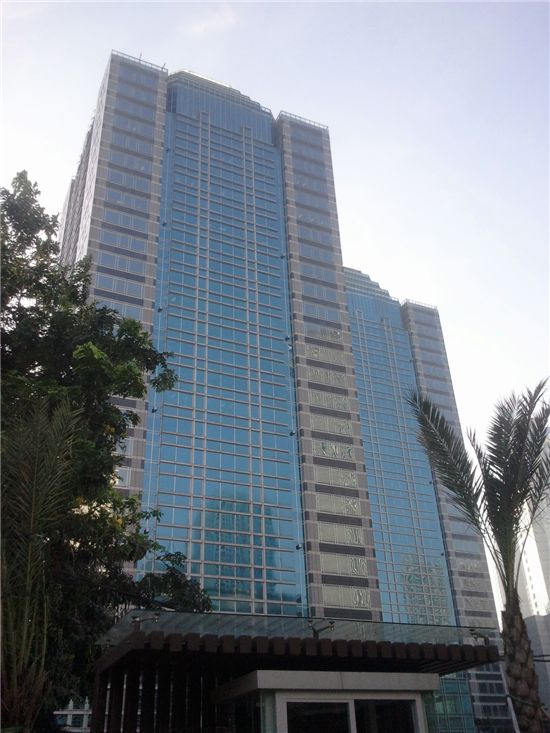 자카르타시 수디르만가에 위치한 씨티타워. 삼성화재 인도네시아법인은 이 건물 25층에 입주해있다.