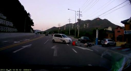 (출처: 유튜브)