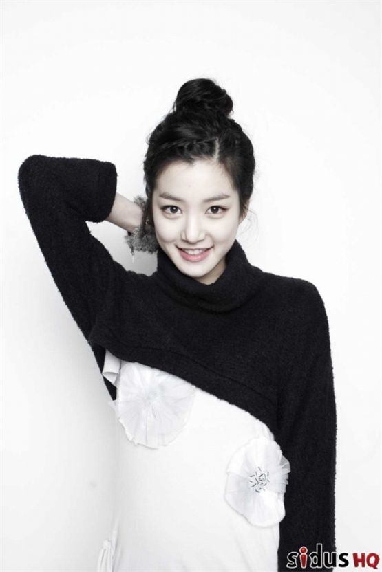 Song Joong-ki welcomes another actress added to new TV seres' lineup