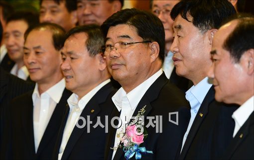 [포토] 취임식 참석한 신동규 회장