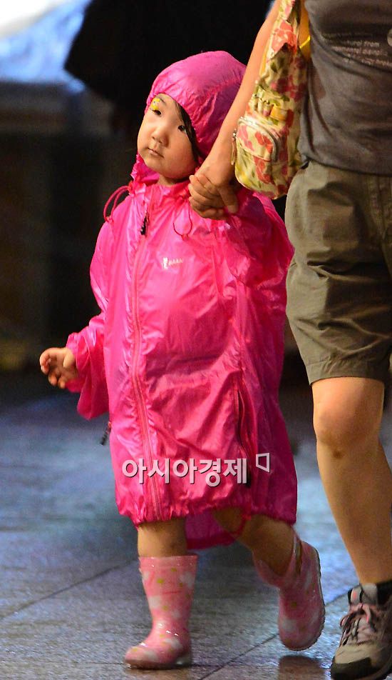 [포토] 분홍 발걸음