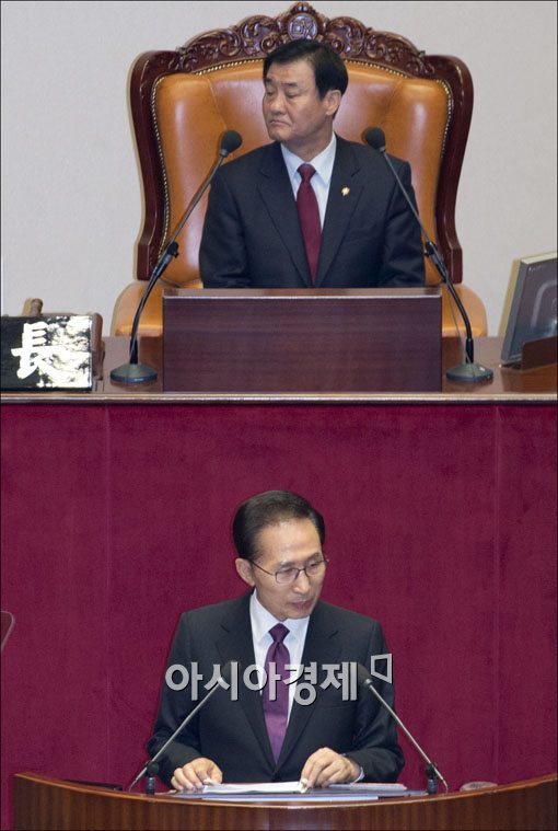 [포토]19대 국회개원 연설하는 이명박 대통령