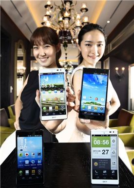 대형화면 스마트폰 시장 각축전