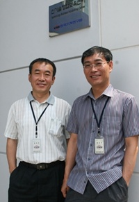 강 대표와 기계연구원의 푸르넷존 멘토인 김병인(왼쪽) 박사.