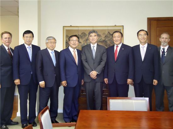 [포토] "중기-美대사관 FTA 활용 협력합니다"