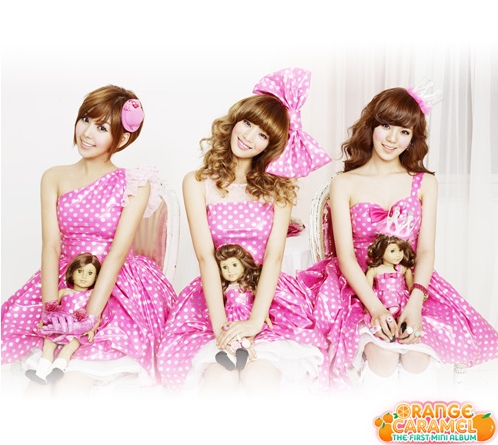 Orange Caramel's Raina (left), NaNa (center) and Lizzy (right) [Pledis Entertainment]