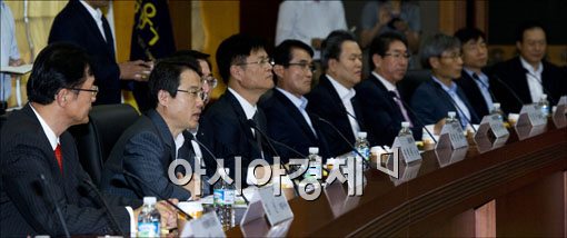 [포토]발언하는 권혁세 금감원장