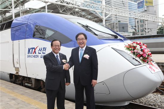 [포토] ‘새 KTX-산천 50량 첫 영업운행기념식’ 