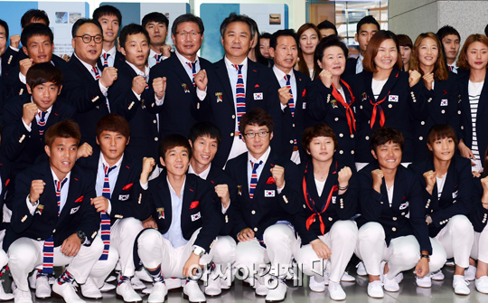 [올림픽]한국 선수단, 개막식서 100번째 입장