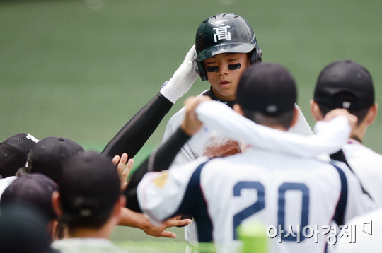 [포토] 점수차 벌리는 광주제일고