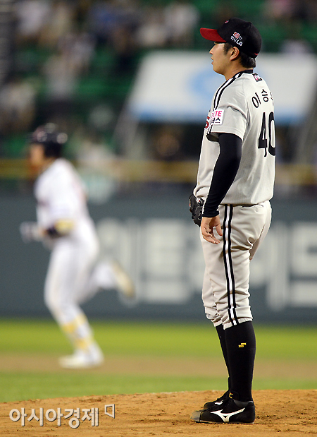 [포토] 이승우 '또 홈런이라니'
