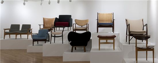 핀 율이 디자인한 의자들