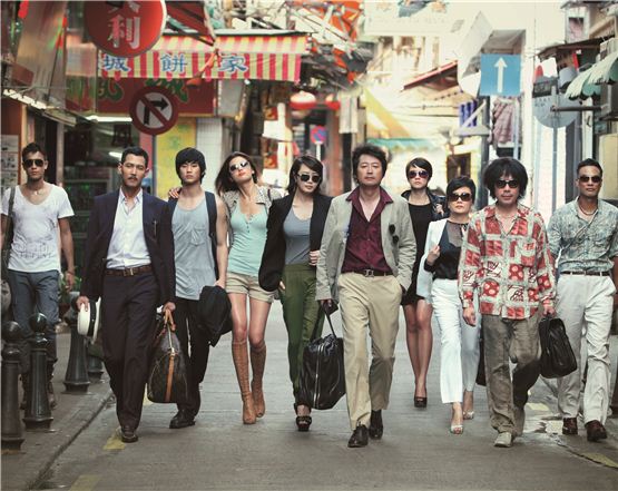 "The Thieves" records 2nd biggest opening of all-time in Korea