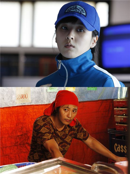 Actress Han Hye-jin (top) and actor Jin Goo (bottom) during the shooting of "26 Years" [Chungeorahm]
