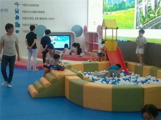 한강신도시 롯데캐슬, ‘볼거리·놀거리·먹거리’ 눈길