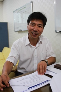 U&C의 정철희 이사가 'U&C-11System'공법을 설명하고 있다.
