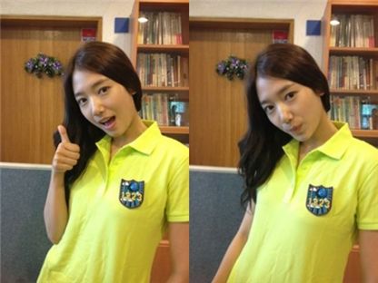 박신혜 팀복 인증샷, "셔츠 하나로 미모 올킬"