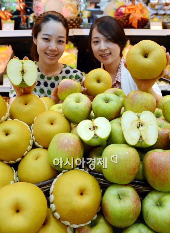 [포토] 20일 일찍 출하된 햇과일 '폭염 덕(?)'