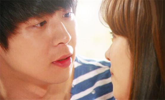Singer and actor Park Yuchun of K-pop trio JYJ plays prince Leegak in SBS' "Rooftop Prince" opposite actress Han Ji-min aired between March 21 and May 24, 2012 [SBS]