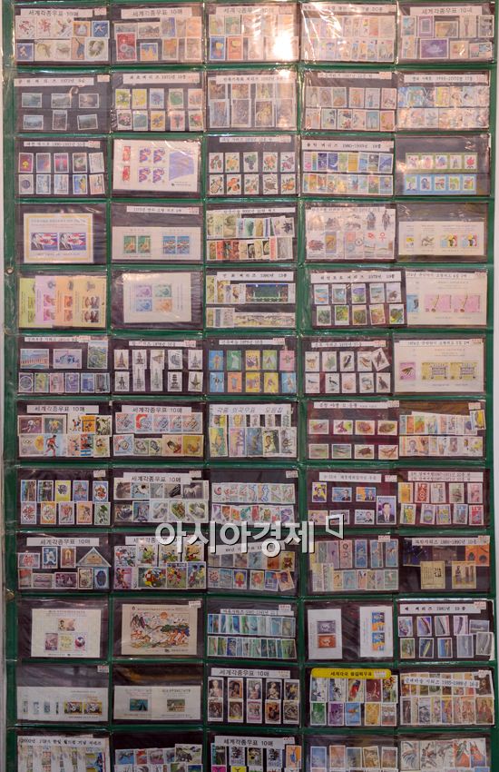 [포토] 다양한 우표 판매되는 2012 대한민국 우표 전시회