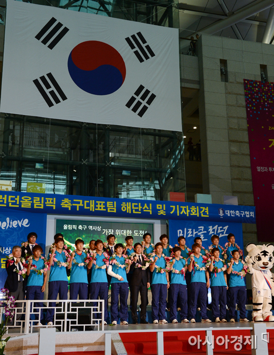 [올림픽]한국축구, '황금세대' 넘어 '백금세대'로