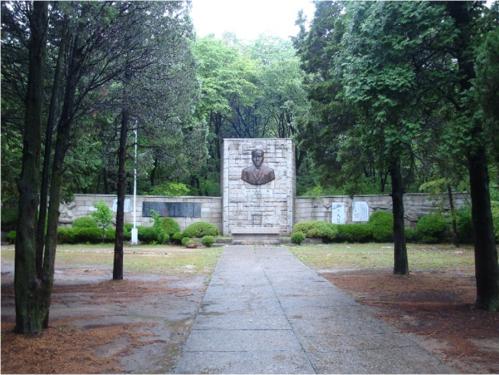 강북구 수유동에 있는 이 준 묘소 