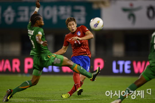 한국 2-1 잠비아…이근호 멀티골(2보)