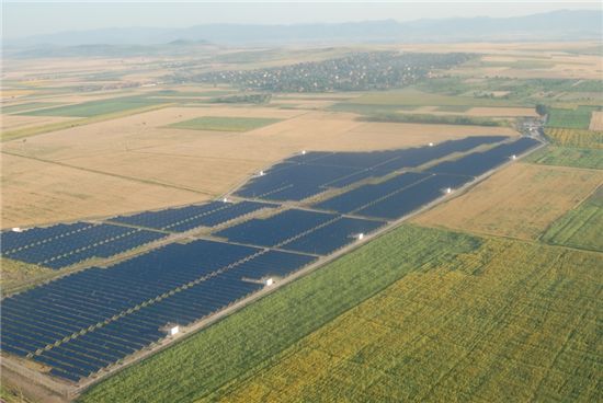 LS산전이 구축 완료한 불가리아 태양광 발전소 전경