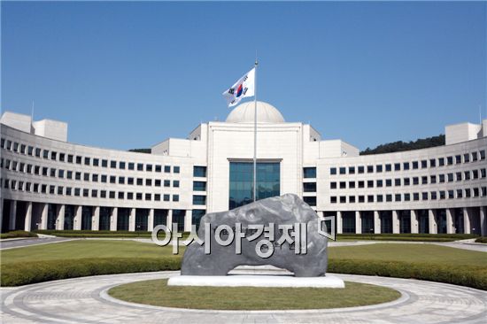 현정부서 검거된 간첩 총 19명