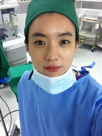 한효주 수술복 셀카, "의사가 너무 예뻐!"